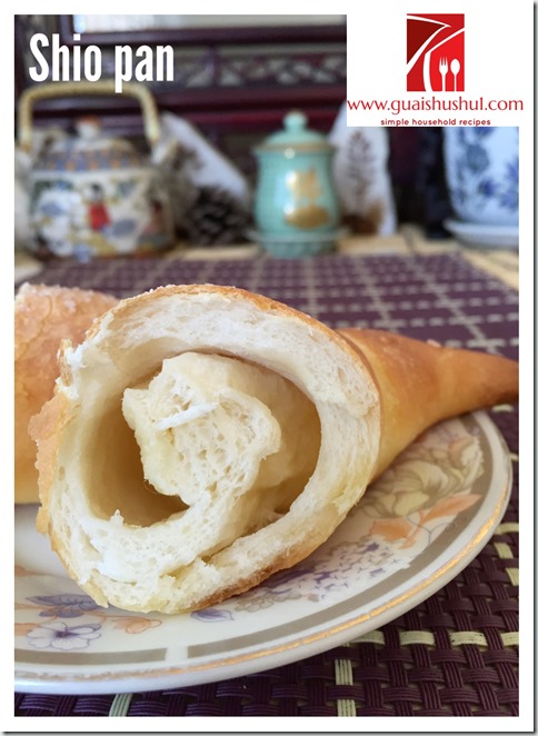 Japanese Croissant Shaped Salty Buttery Bread aka Shio Pan (ザルツシュタンゲン（塩パン）, 日式盐奶油卷面包 或 盐可颂)