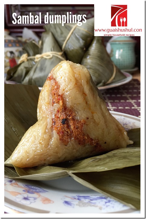 Sambal Haebeehiam Glutinous Rice Dumpling aka Chilli Dried Shrimp Floss Dumpling (辣虾米鬆粽子）